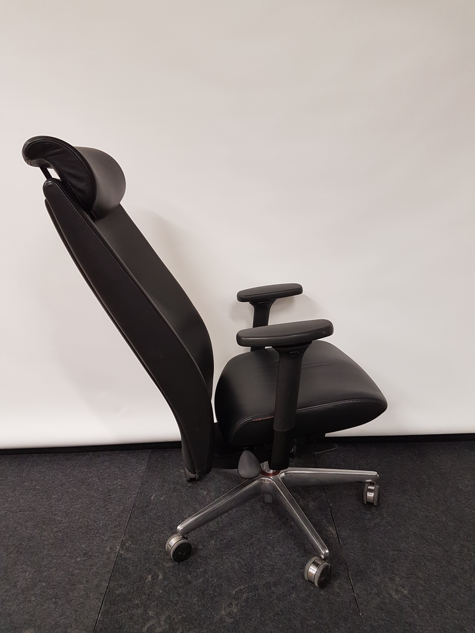 EFG Savo XO työtuoli, musta nahka - Image 2