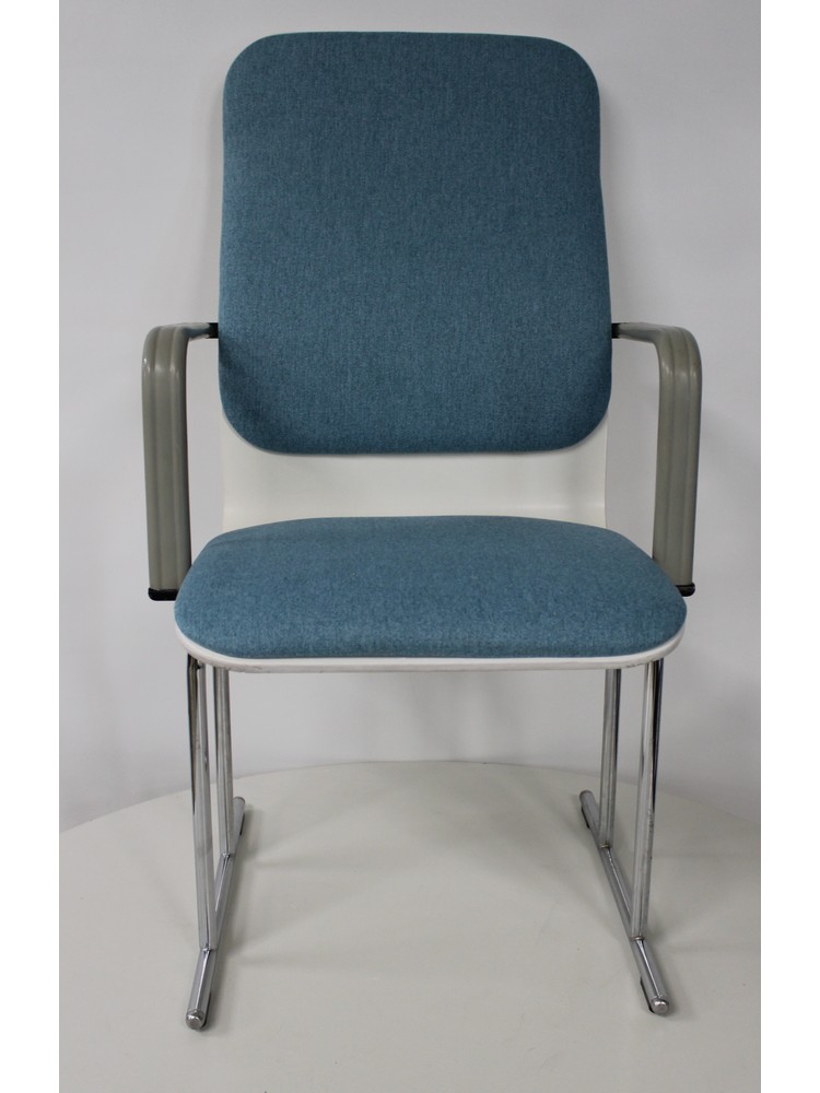 Avarte Sirkus, turkoosi UUDELLEENVERHOILTU! - Image 2