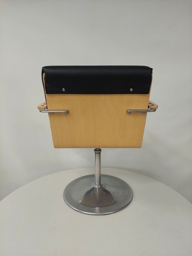 Avarte Yrjö Kukkapuro Plaano, UUDELLEENVERHOILTU - Image 5