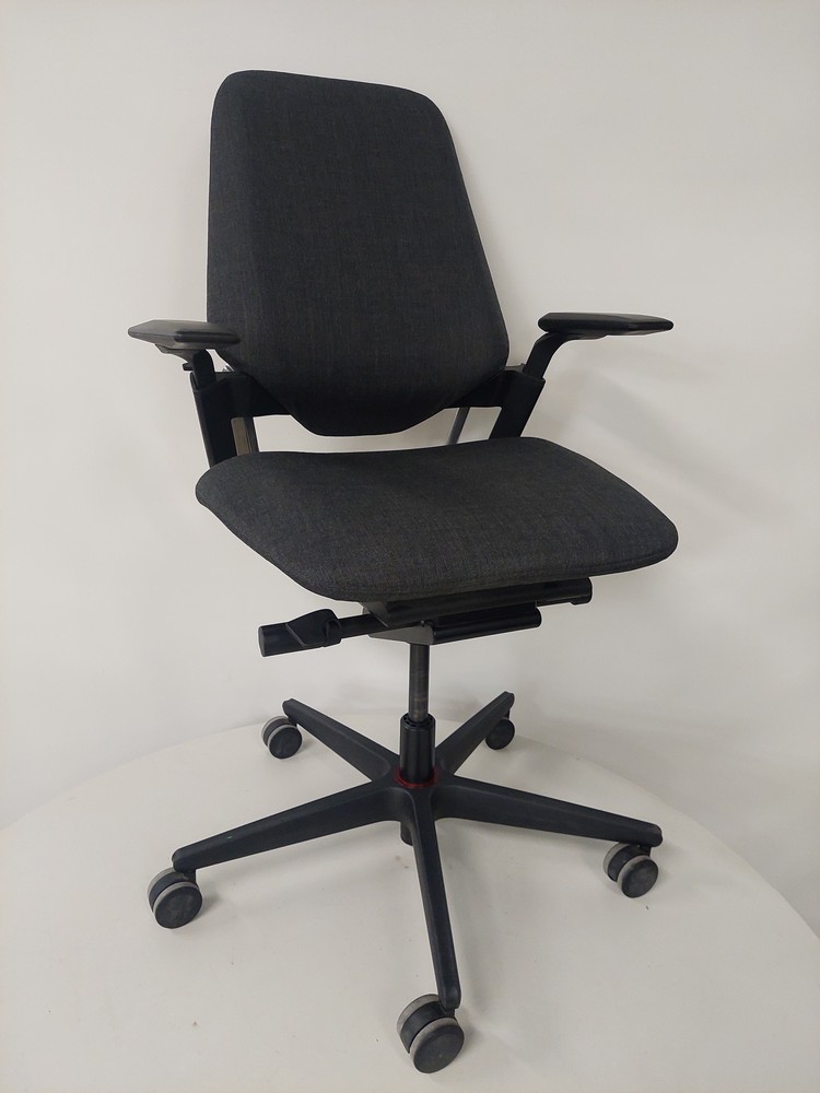 Käytetty EFG Savo työtuoli