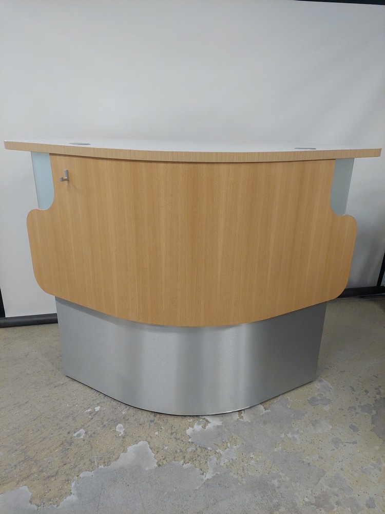 Sähkösäätöinen palvelutiski-kaari 180 cm tammi - Image 2