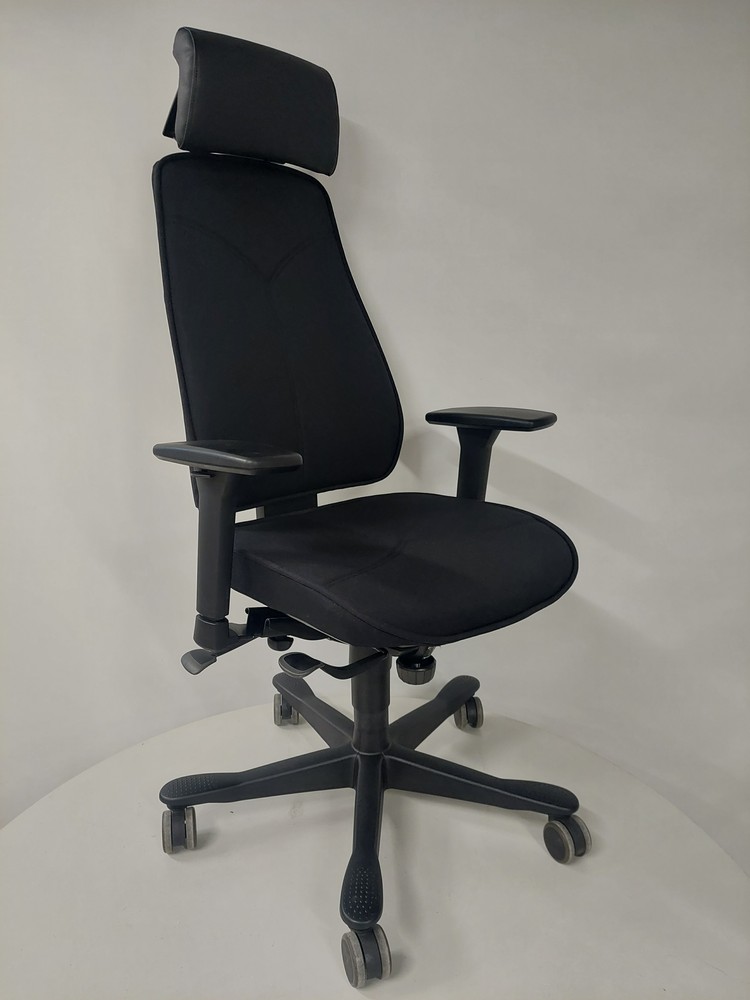 Käytetty työtuoli Kinnarps