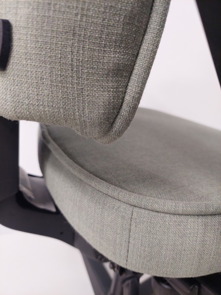 Kinnarps 6000/8000 työtuoli vihreä UUDELLEENVERHOILTU - Image 3