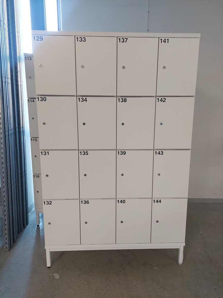 Kaytetty lokerikkokaappi Punta