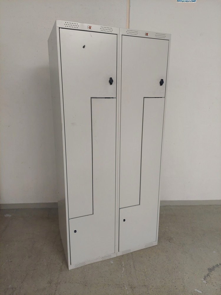 Z pukukaappi-käytetty