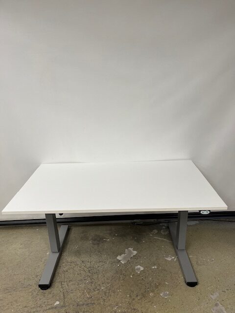 Sähköpöytä Martela 140x80 valkoinen