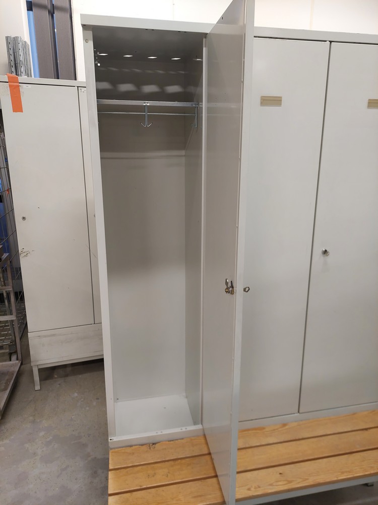 Pukukaappi PUNTA 3-ov sarja 40 cm+irtopenkki valkoinen - Image 2