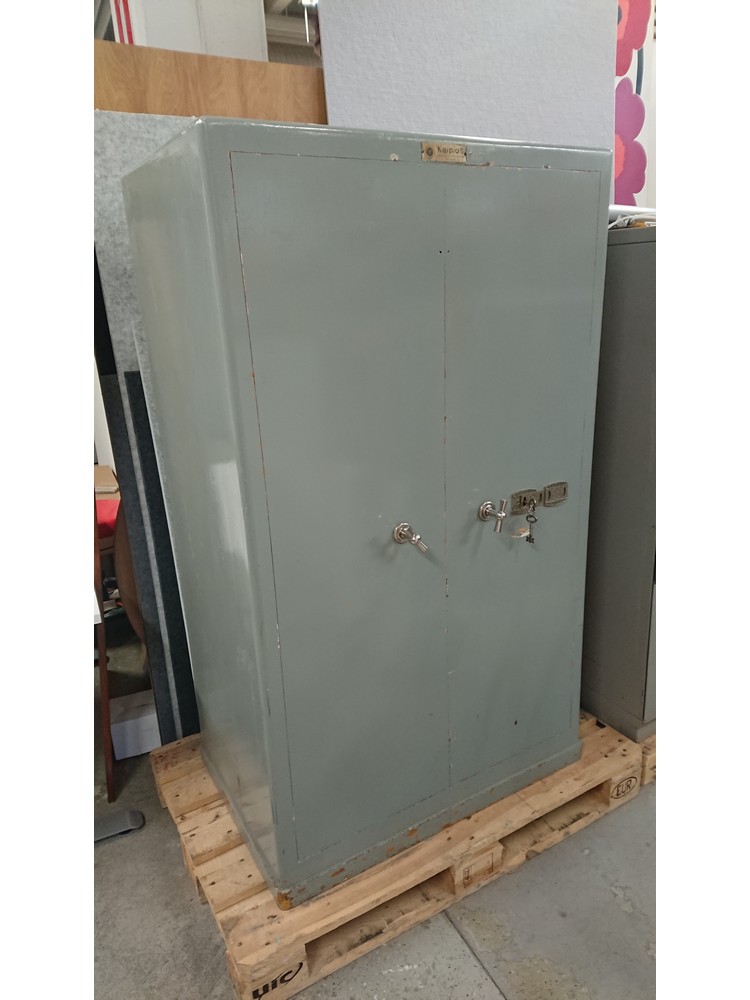 Käytetty kassakaappi